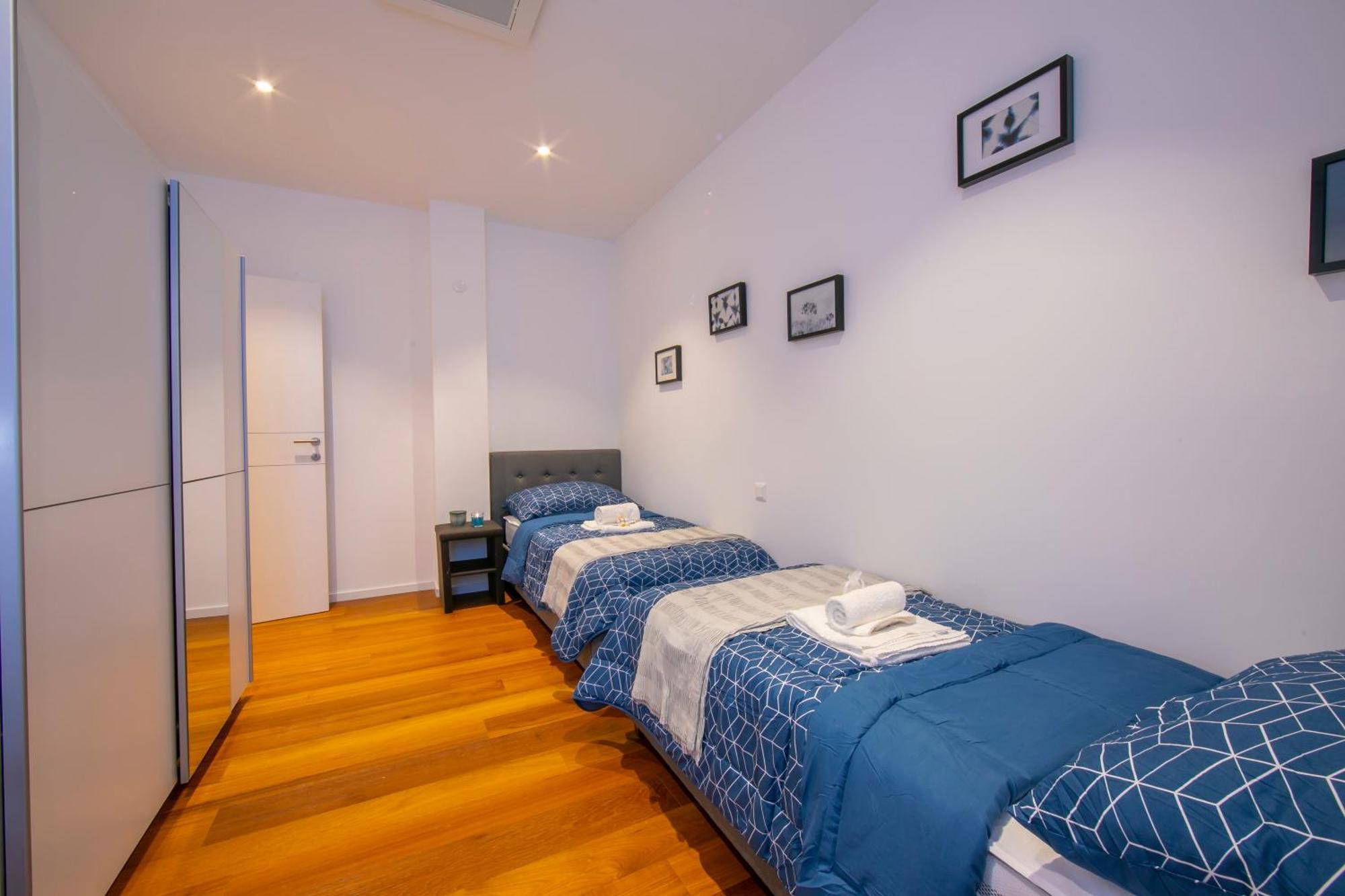 Star Of Lugano - Happy Rentals ภายนอก รูปภาพ